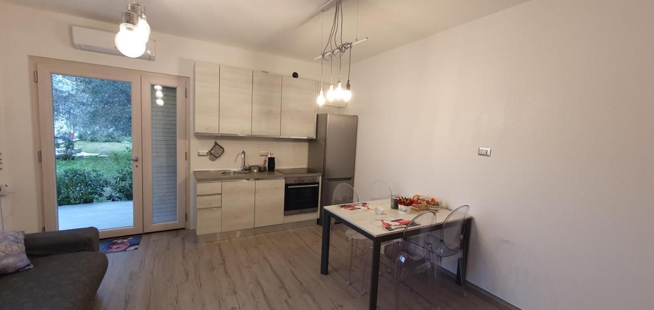La Casetta Tra Sassi E Ulivi B&B Matera Exterior foto