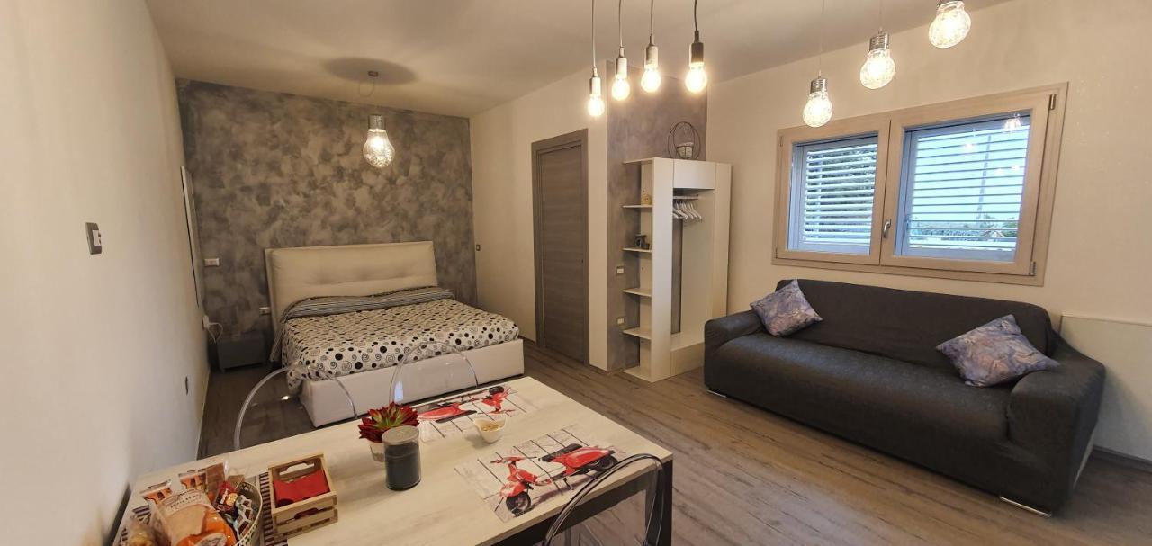 La Casetta Tra Sassi E Ulivi B&B Matera Exterior foto